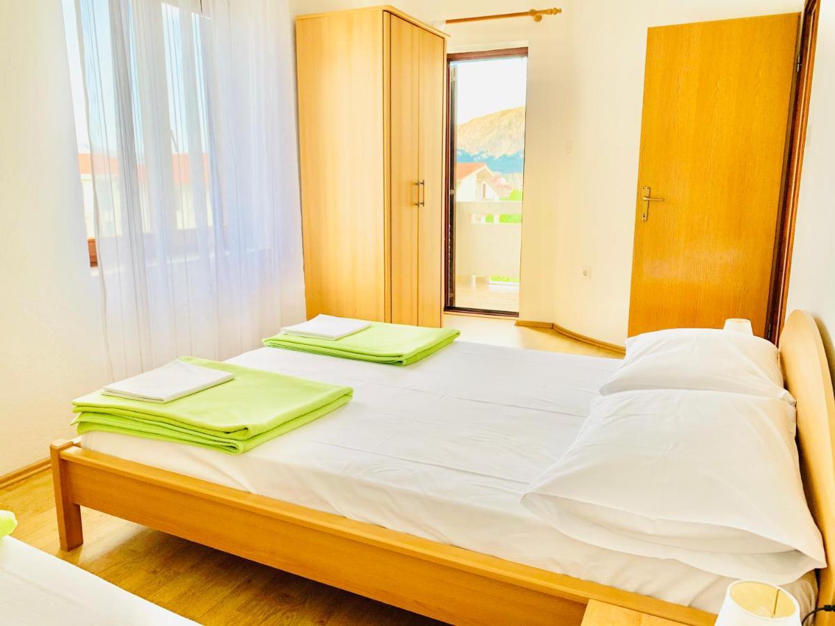 Apartments Mohar III Baška Eksteriør bilde